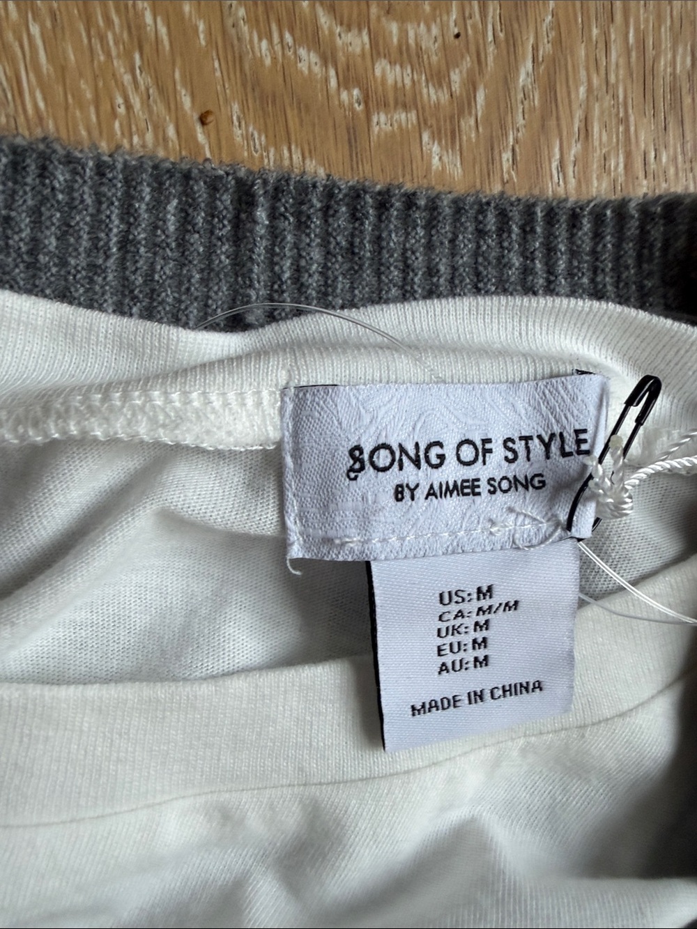Grey Ribbed V-Neck Button Sweater Vest -  Size Medium - Picture 4 of 5
